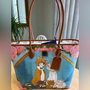 The Aristocats Dooney & Bourke Tote Bag by Ann Shen